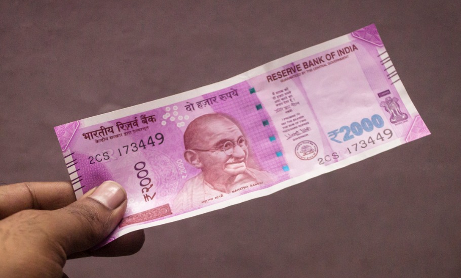 No ID proof, form needed to exchange Rs 2,000 note.