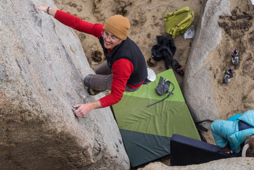 Bouldering Crash Pads Market