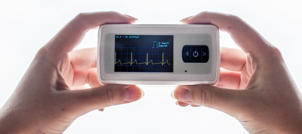 ECG Monitoring System Market