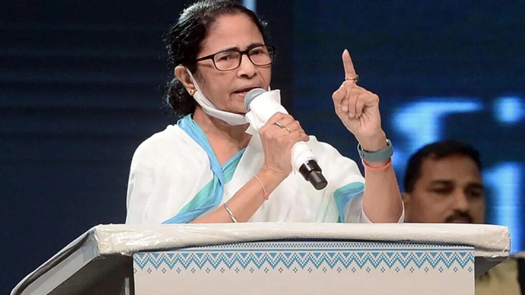 ममता बनर्जी पर बड़ा एक्शन: NCSC ने SC-विरोधी भाषा वाले वीडियो का लिया स्वतः संज्ञान, 3 दिन में मांगी रिपोर्ट