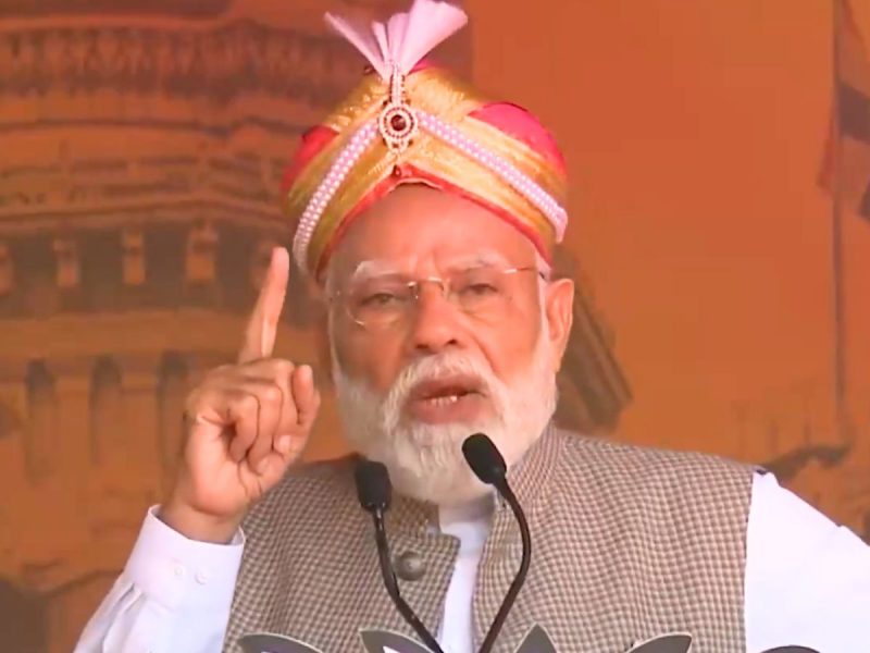 'यह मुख्यमंत्री कितने दिन रहेगा?' — PM मोदी ने कर्नाटक रैली में Congress को घेरा, DK शिवकुमार ने दिया जवाब