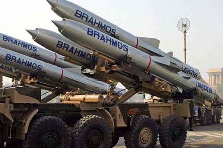 BrahMos Deal Locked With Vietnam, Indonesia Talks Final Stage: भारत बन रहा है Global Arms Exporter — जानो पूरी कहानी