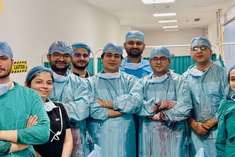 जोधपुर AIIMS के डॉक्टरों ने रचा इतिहास: 7 साल के बच्चे के पेट से निकाला 3.7 किलो का विशाल कैंसर ट्यूमर