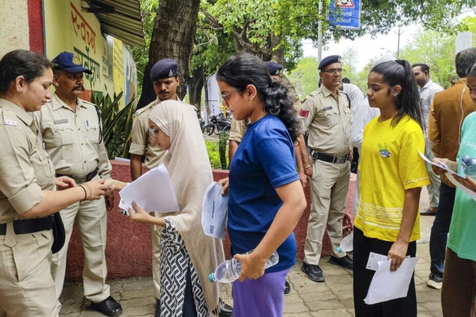 पेपर लीक माफियाओं की अब खैर नहीं — 10 साल जेल, 10 करोड़ जुर्माना: जानिए नए कानून की पूरी सच्चाई