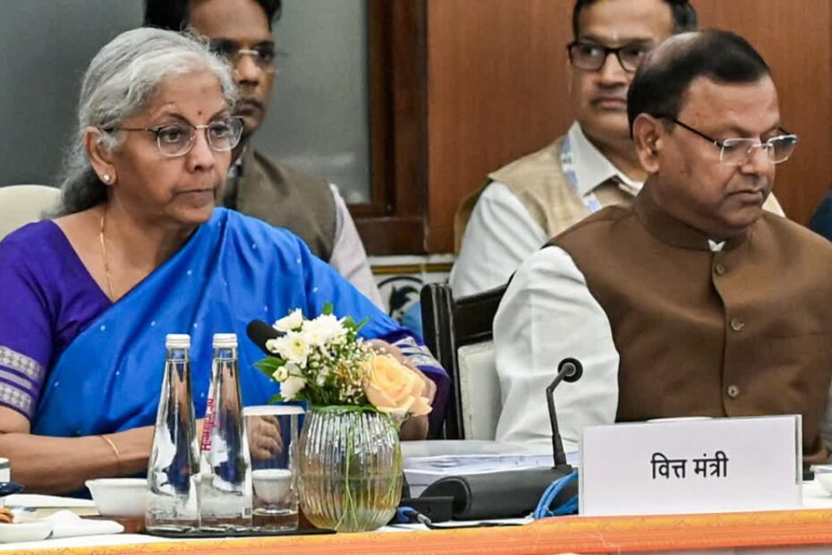 GST काउंसिल की अगली बैठक: छोटे ई-कॉमर्स विक्रेताओं के लिए गेम-चेंजर साबित हो सकते हैं नए सुधार